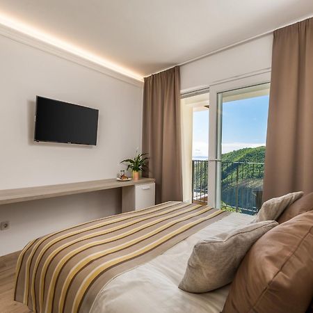 Pansion Villa Betina Lovran Buitenkant foto