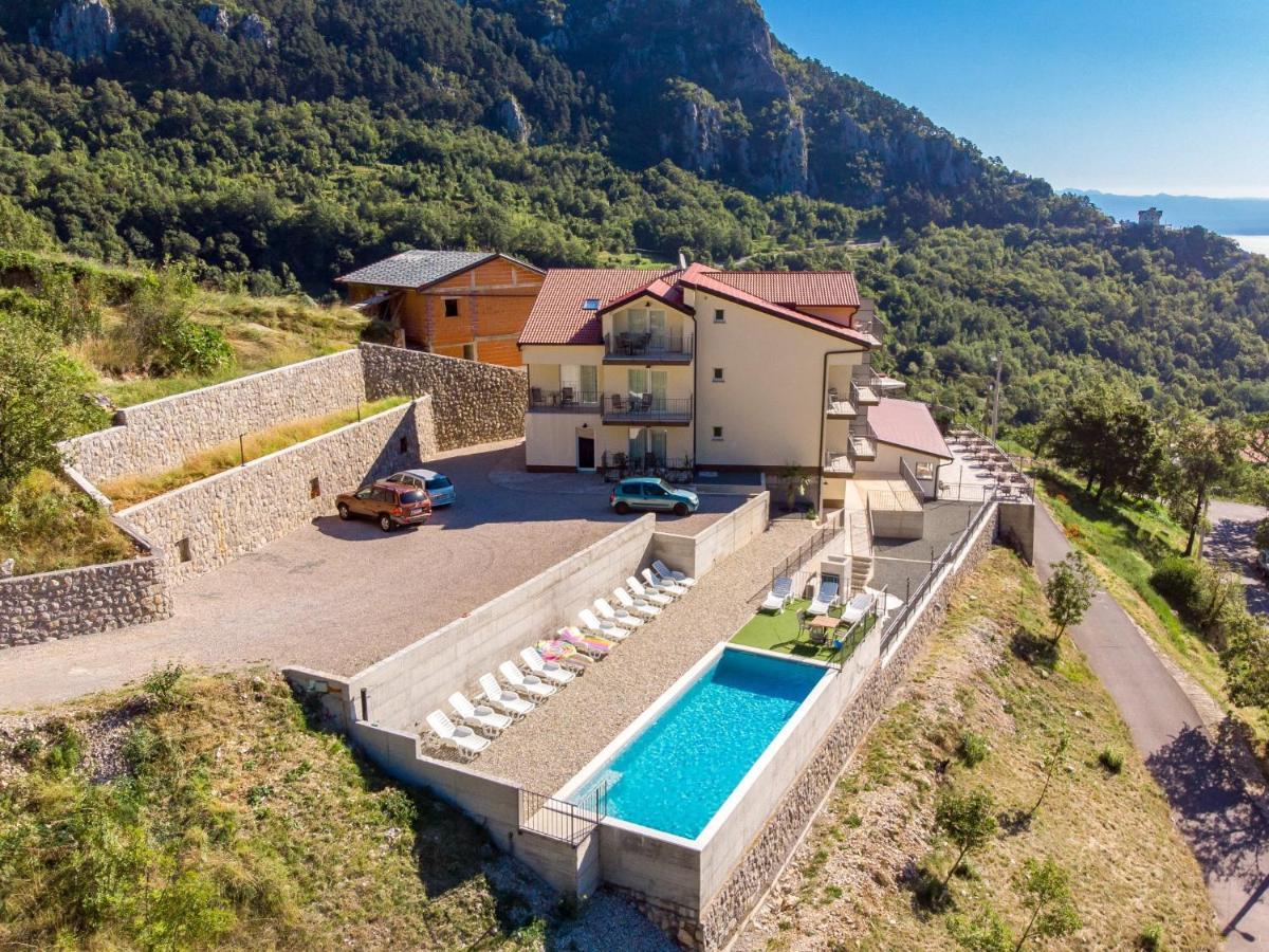 Pansion Villa Betina Lovran Buitenkant foto
