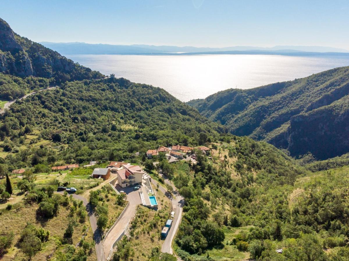 Pansion Villa Betina Lovran Buitenkant foto