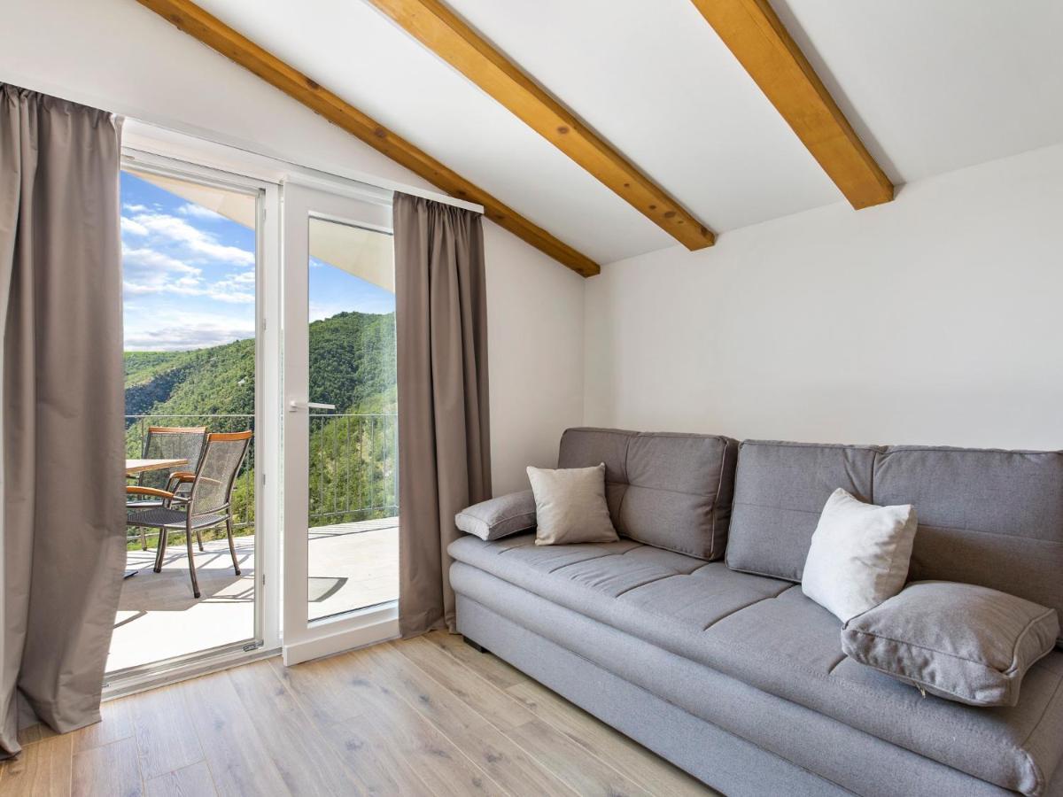 Pansion Villa Betina Lovran Buitenkant foto