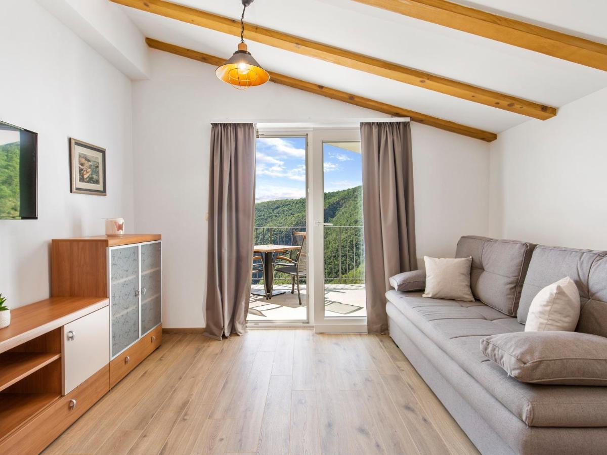 Pansion Villa Betina Lovran Buitenkant foto
