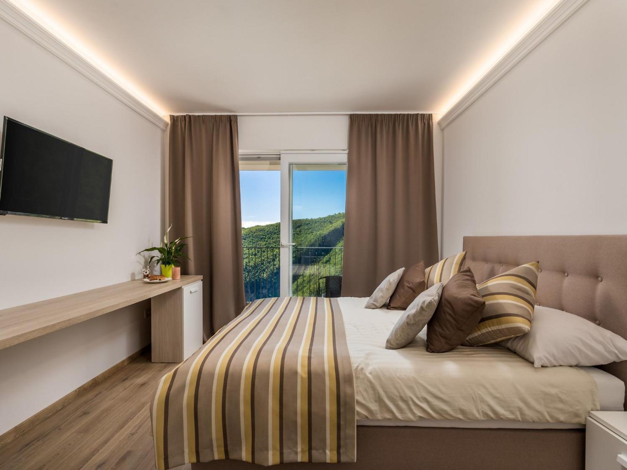 Pansion Villa Betina Lovran Buitenkant foto