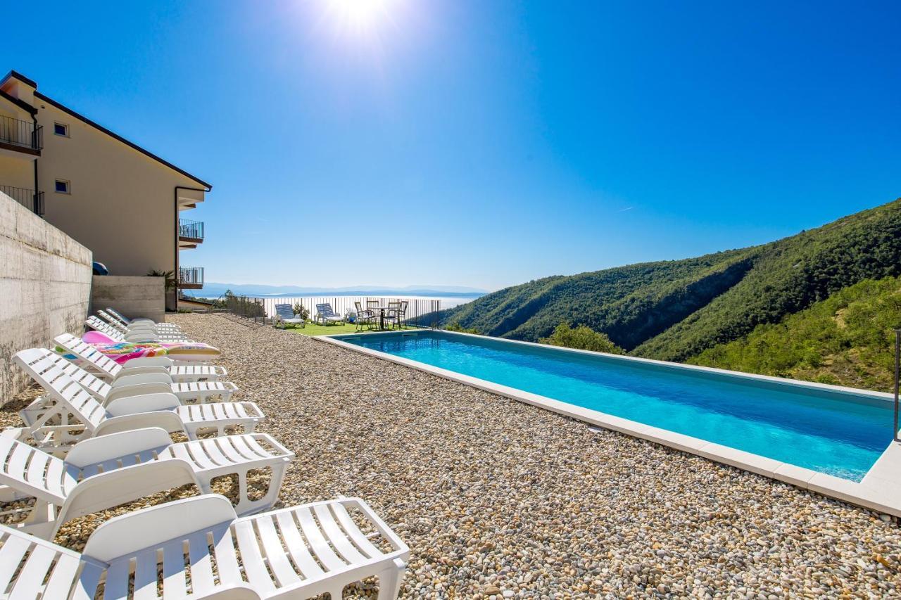 Pansion Villa Betina Lovran Buitenkant foto