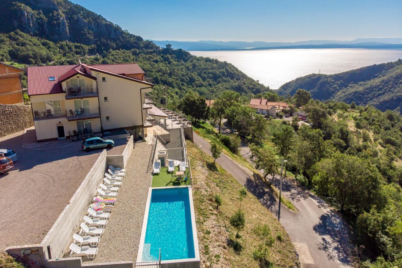 Pansion Villa Betina Lovran Buitenkant foto